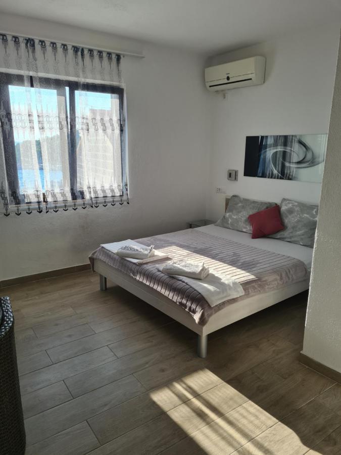 Gordana Apartments Хвар Экстерьер фото